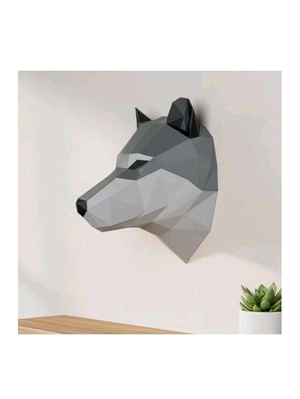 ‘The Howler’ – 3D Printed Geometric Wolf Head Wall Sculpture | Modern Taxidermy
